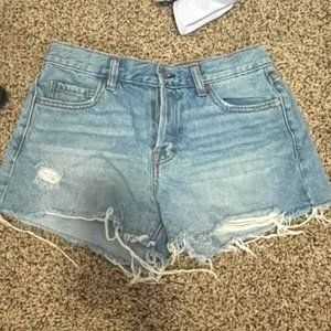 HIDDEN "Kenzie Medium Wash Classic Mid Rise Shorts" size: women's small